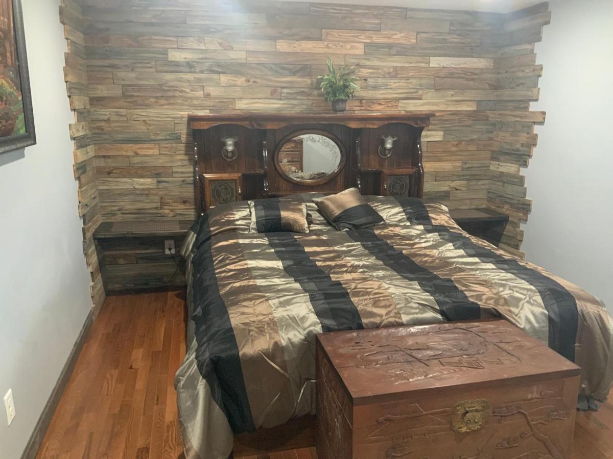 Lodge Cedar House *